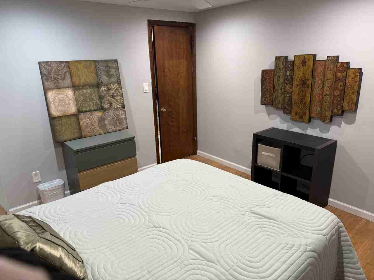 101 101 Marion AveApt 3 #3 - Photo 7 of 13
