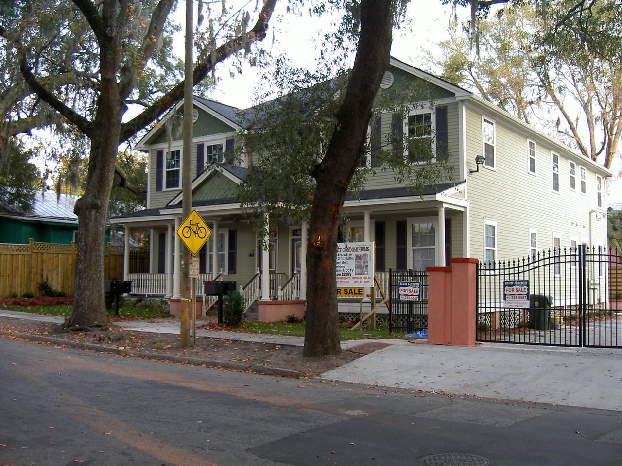 406 East 38th Street #406D