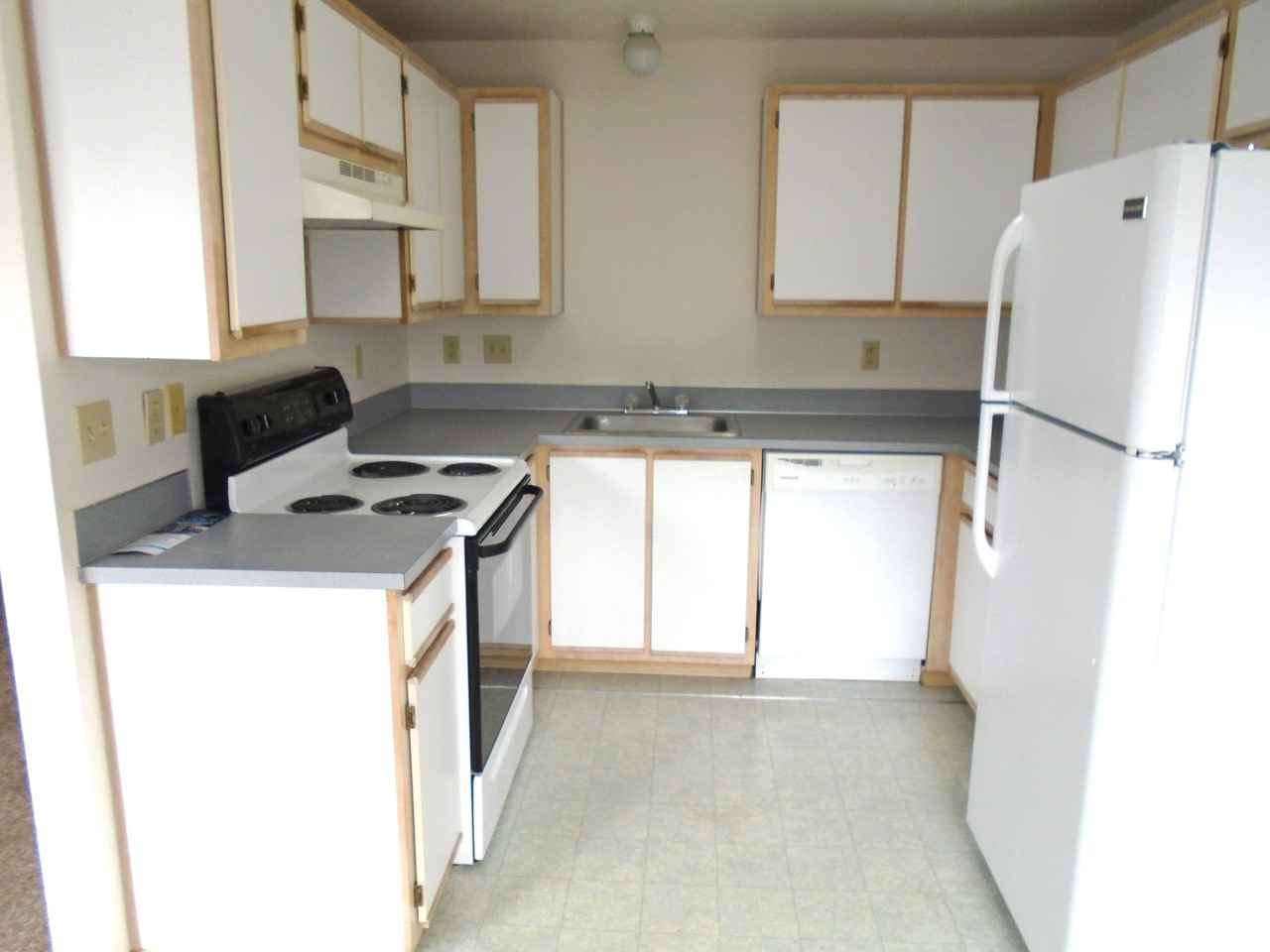 935 Church Street #935 - Photo 4 of 10