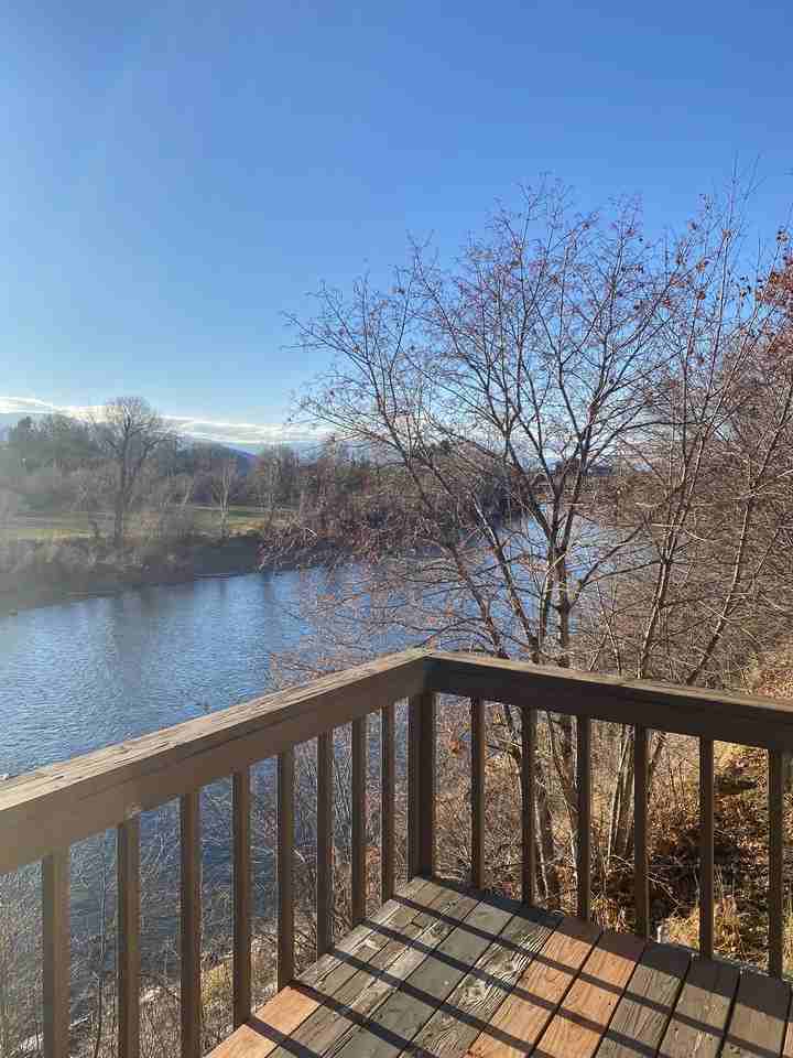 1033 East Broadway Street #1033 - Photo 3 of 26