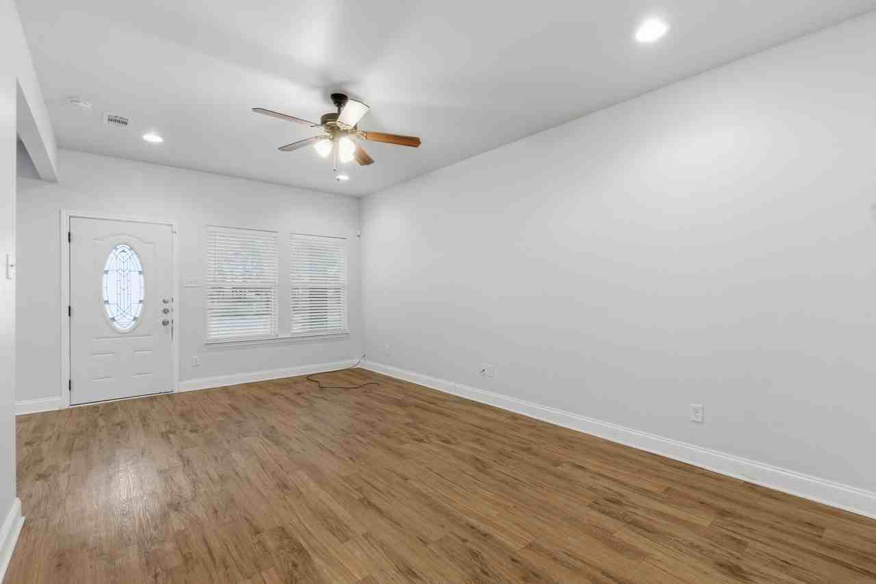 4805 Pickett St #1 - Photo 2 of 24