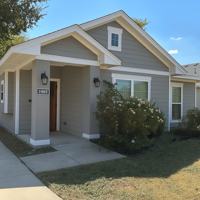 featured image of 1005 G W Jackson Avenue #1