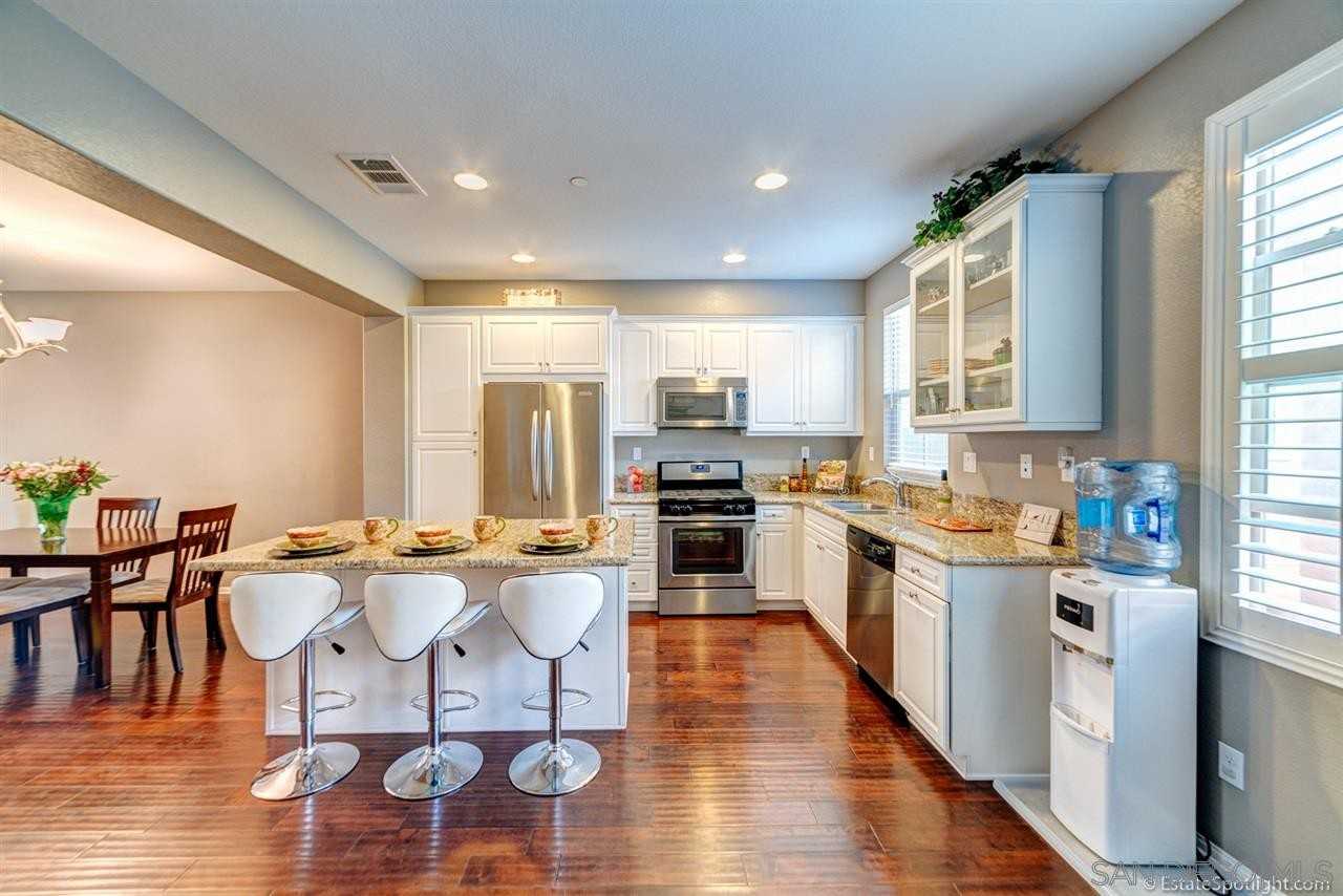 1862 Hazel Ct #1 - Photo 4 of 19