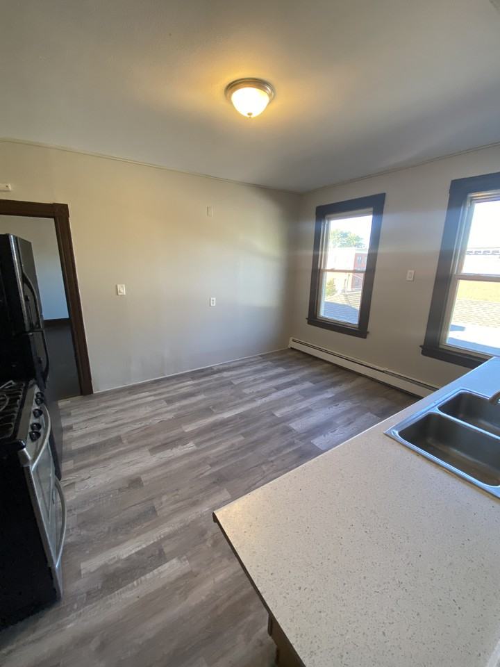 4w Hartford Avenue #4W - Photo 4 of 19