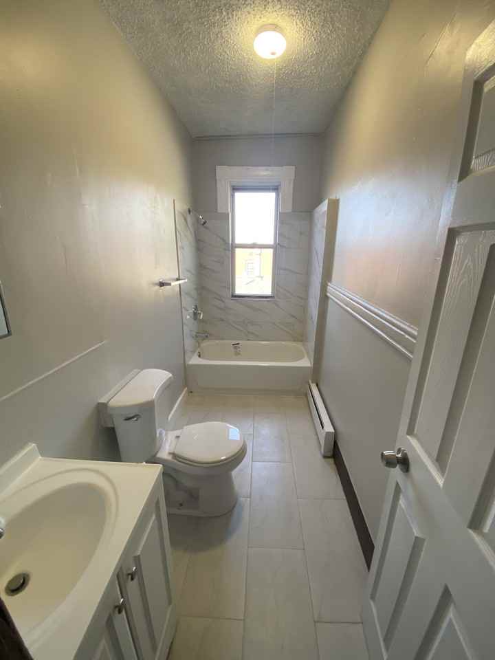 4w Hartford Avenue #4W - Photo 5 of 19