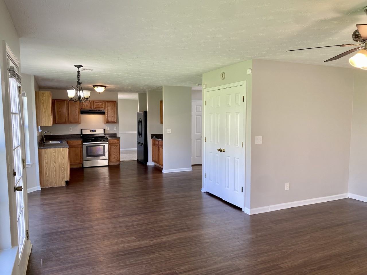 456 Parkside Way #0 - Photo 3 of 16