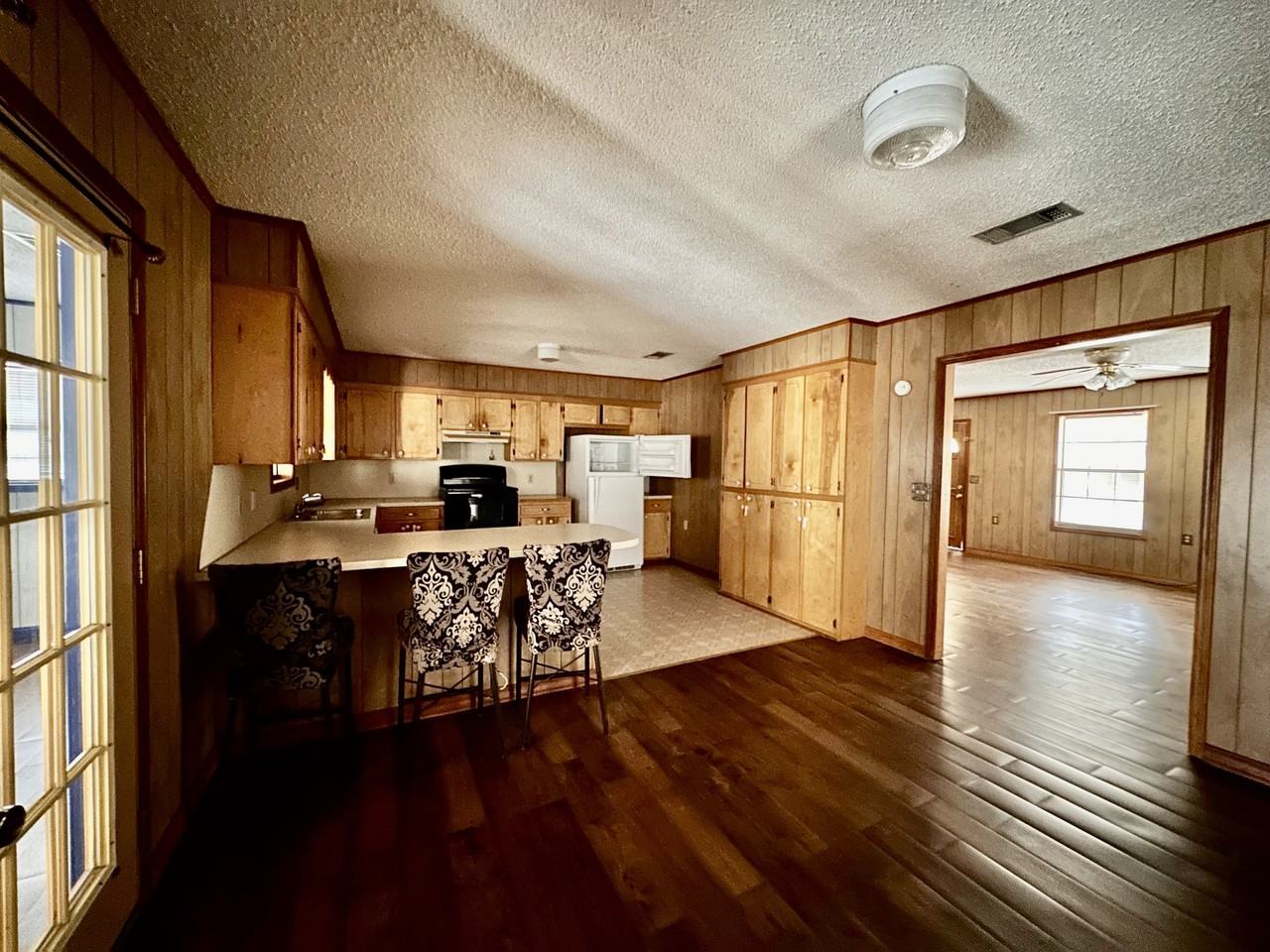 1210 Port Arthur Terrace #1 - Photo 6 of 33