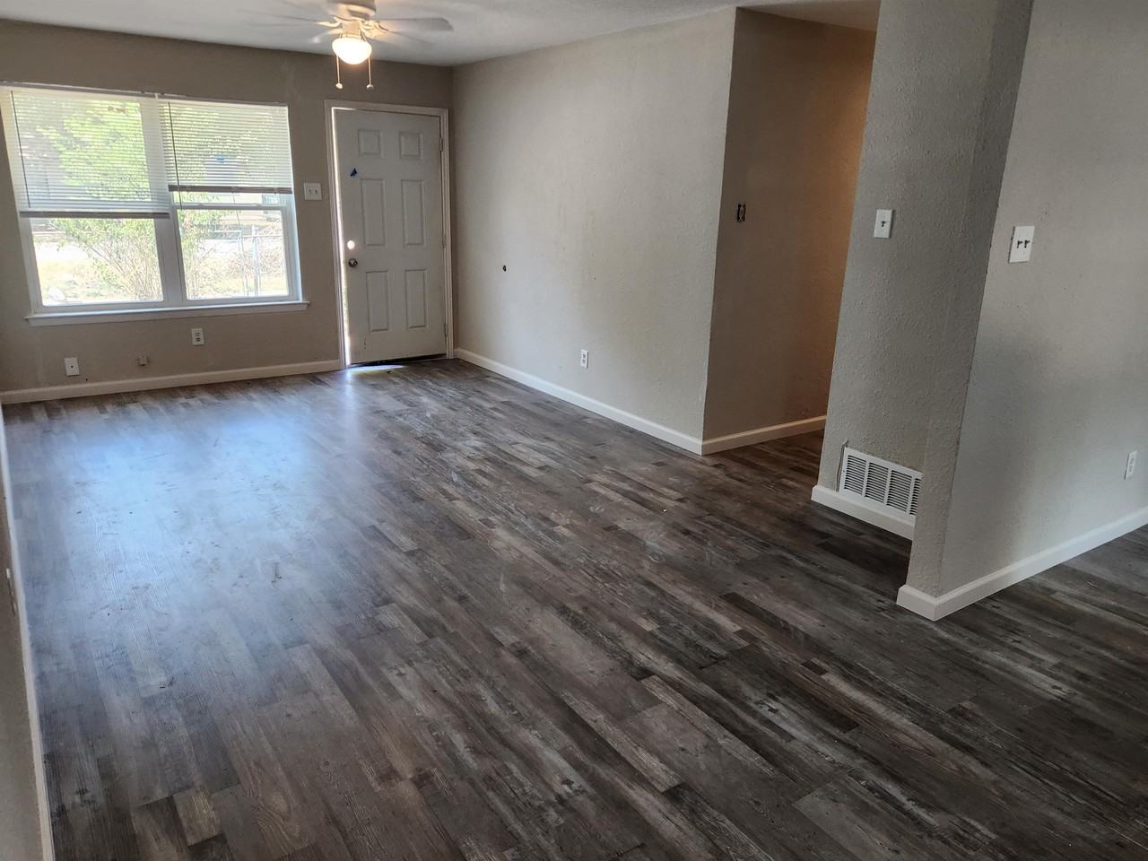 1104 Cottonwood Valley Road #1 - Photo 2 of 9