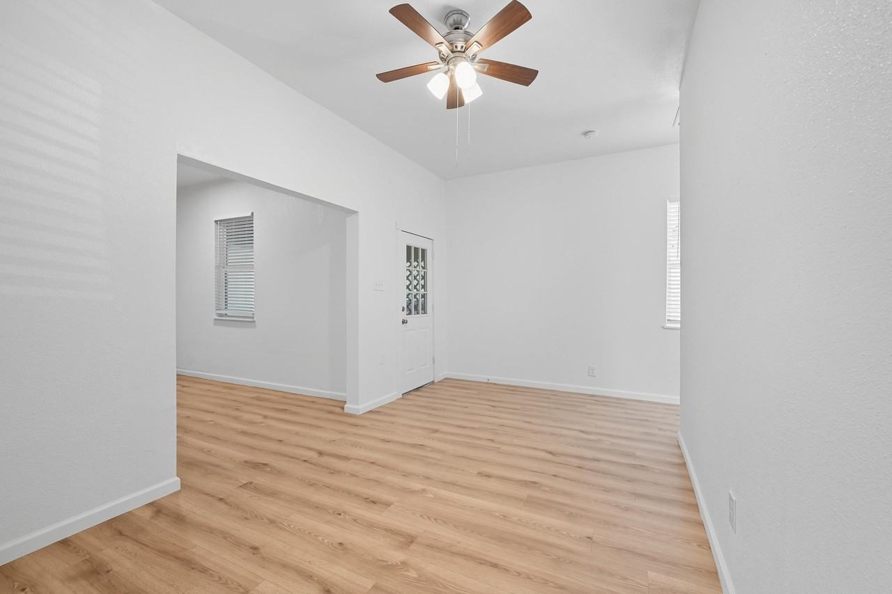 728 S Elm St #1 - Photo 7 of 20