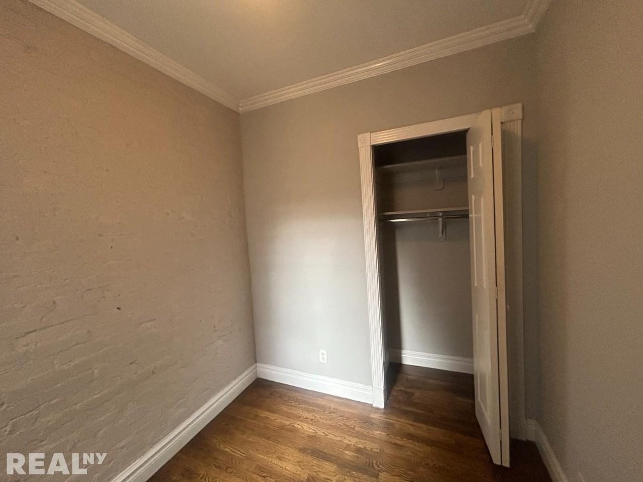 East 13th Street #5E - Photo 2 of 5