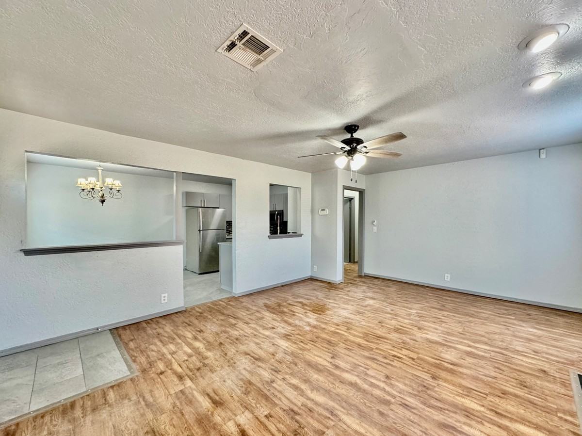 925 Swan Lake Ct #1 - Photo 2 of 24