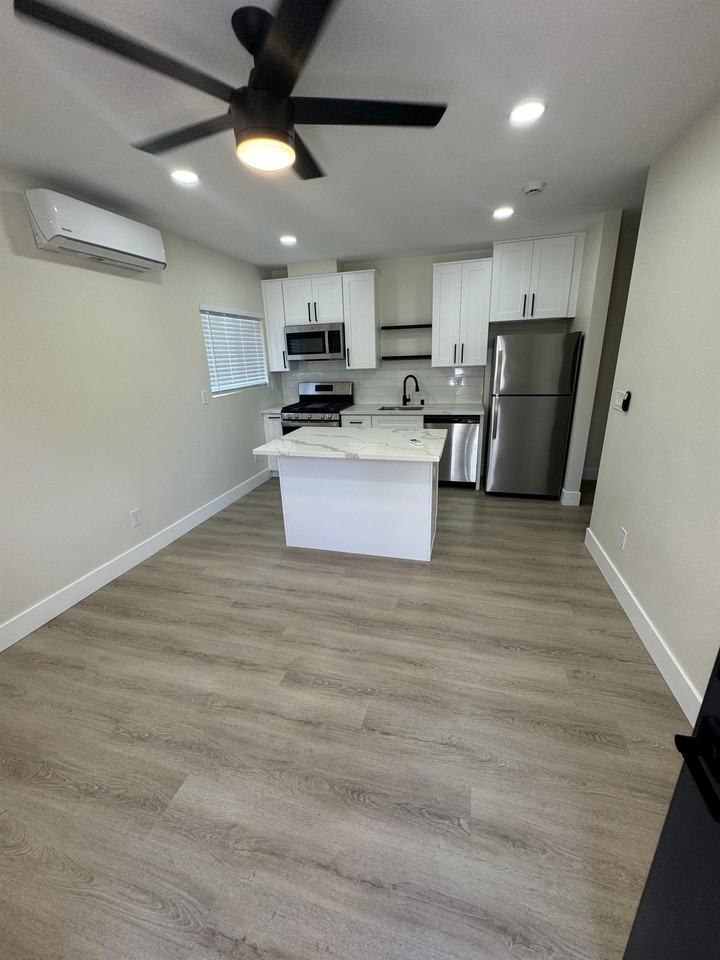 4311 Dwight St #4311 - Photo 2 of 6