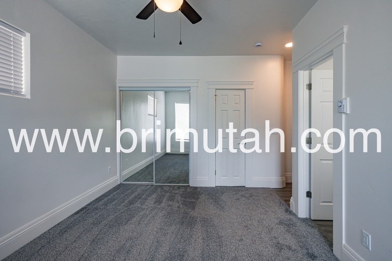 243 S 300 E #1 - Photo 4 of 13