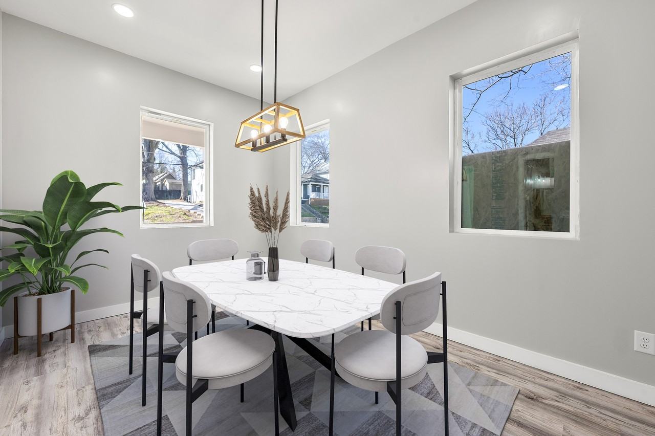 726 Windsor Street Southwest #1 - Photo 6 of 38