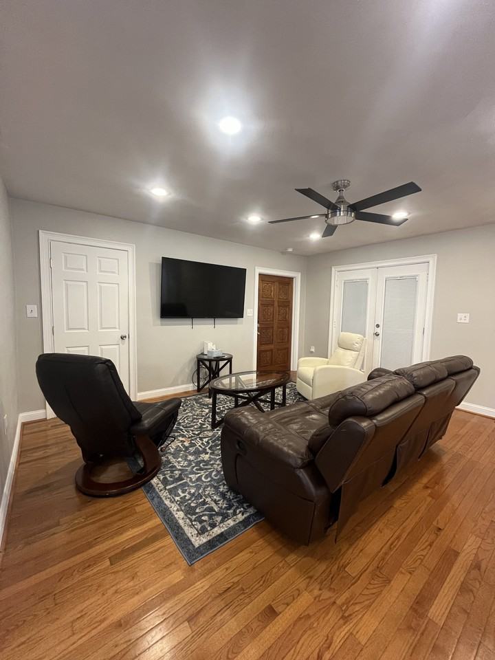 2627 Mckann Avenue #3 - Photo 5 of 10