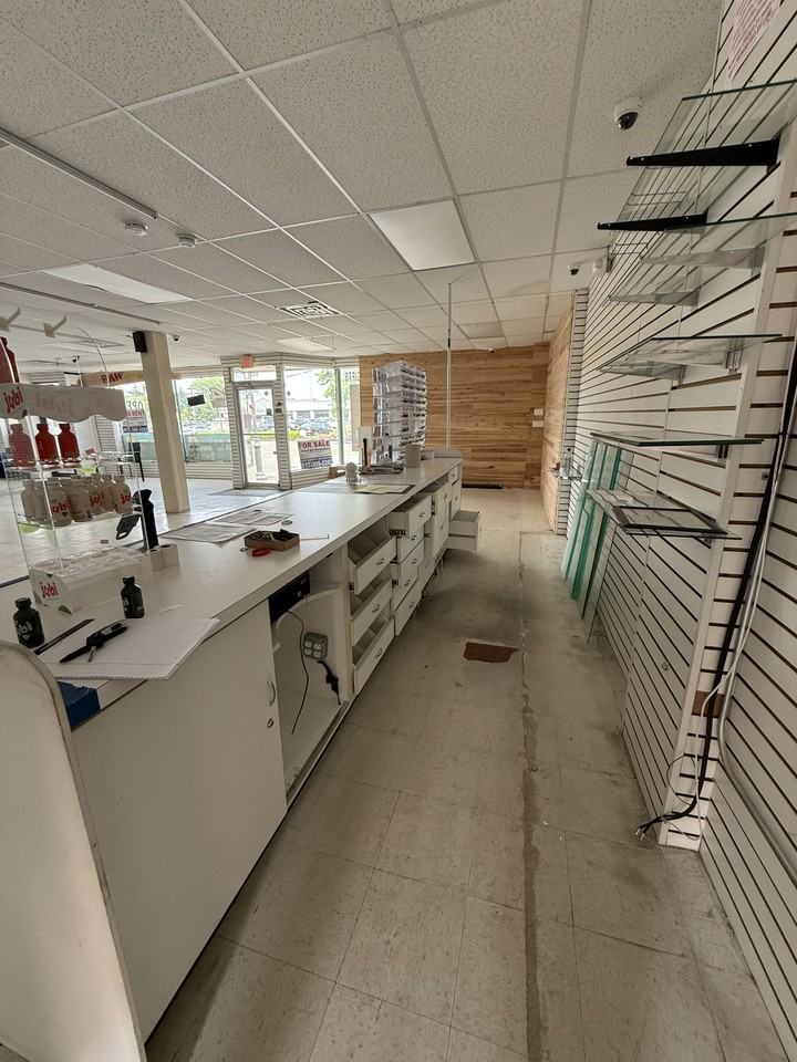 948 Atlantic Avenue #4