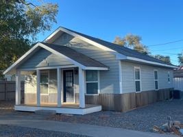 featured image of 212 South Selig Avenue