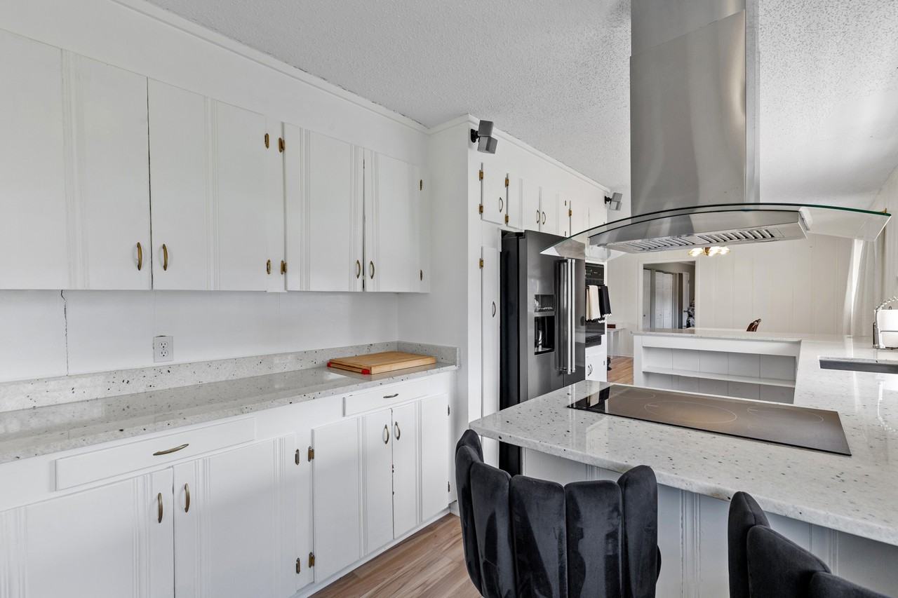 8009 Whitesburg Dr Se #1 - Photo 6 of 21