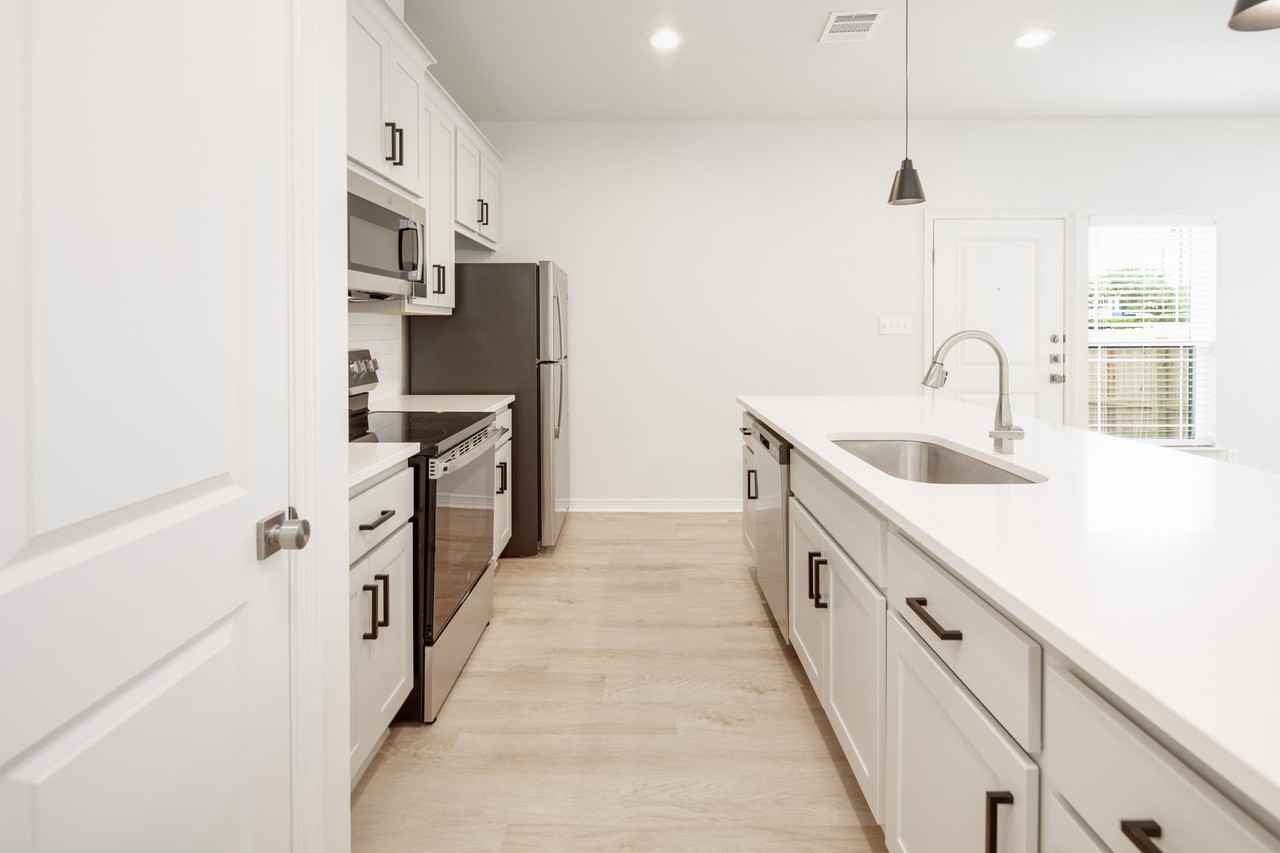 206 Luther Street #A - Photo 7 of 19