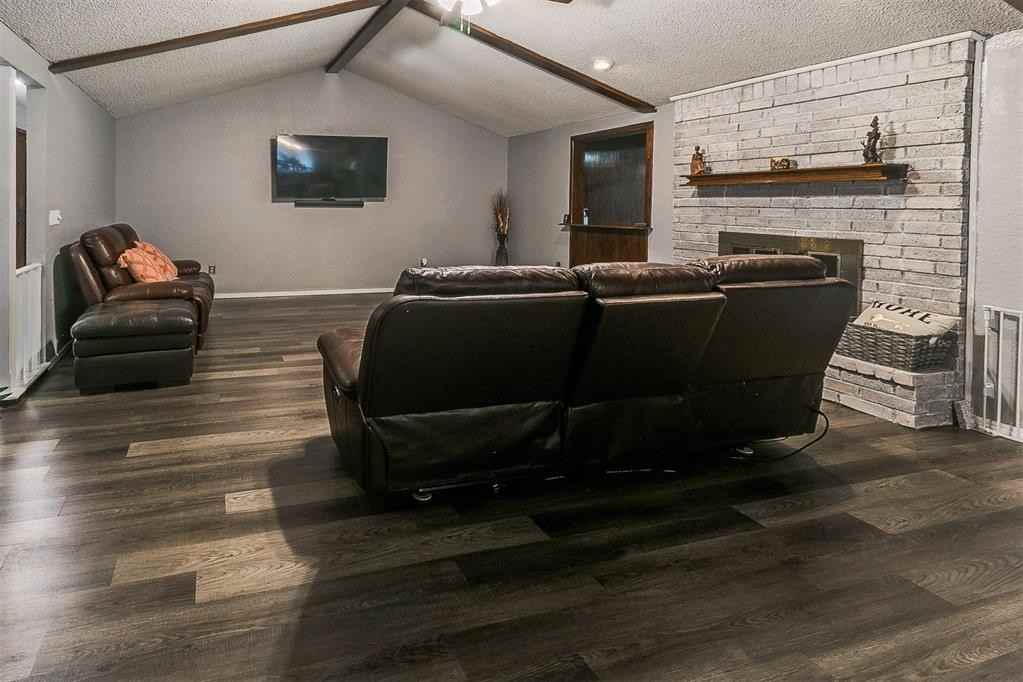 100 Three Oaks Drive #1 - Photo 7 of 49