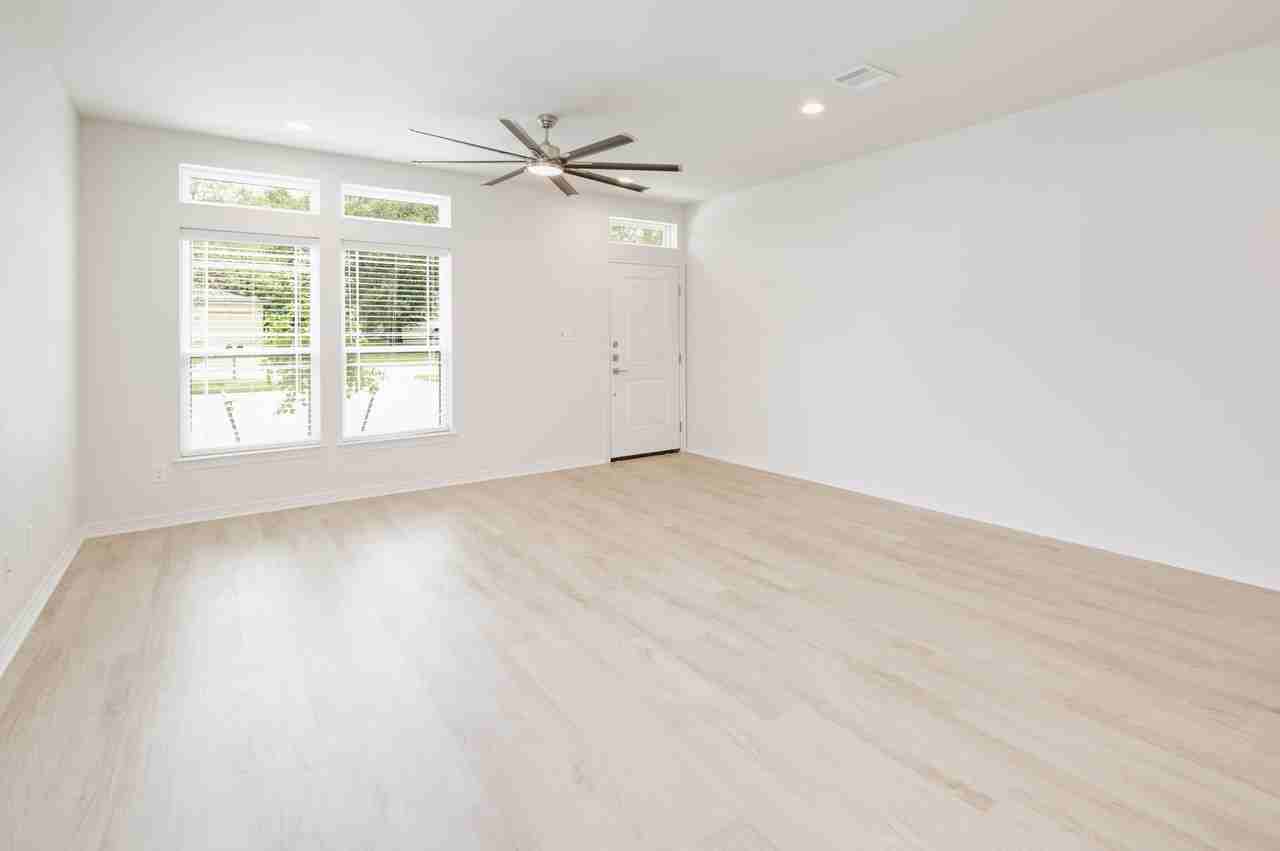 268 Richards Street #1 - Photo 3 of 26