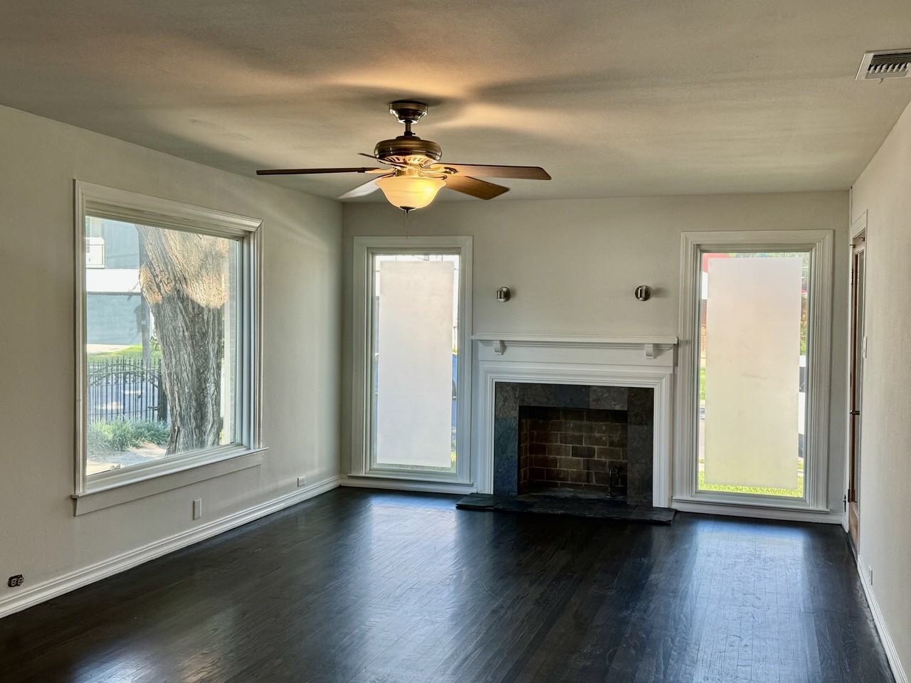 4518 Capitol Ave #1 - Photo 6 of 24