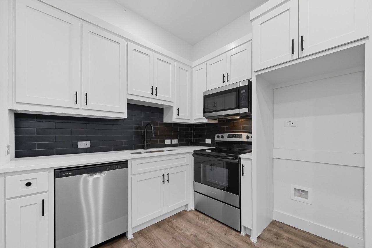1315 1315 Oneal Street; Commerce TX 75428 - B #B - Photo 3 of 17