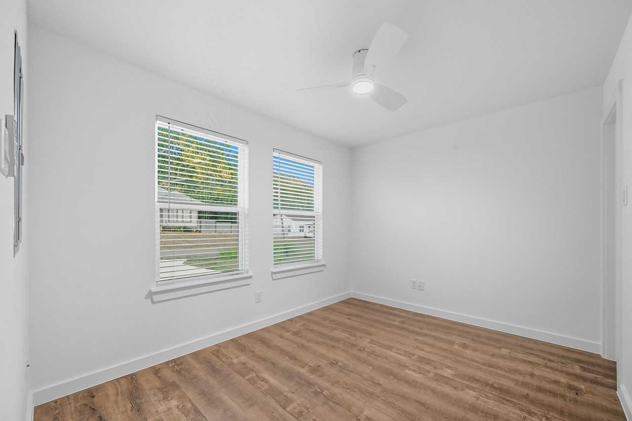 1315 1315 Oneal Street; Commerce TX 75428 - B #B - Photo 5 of 17