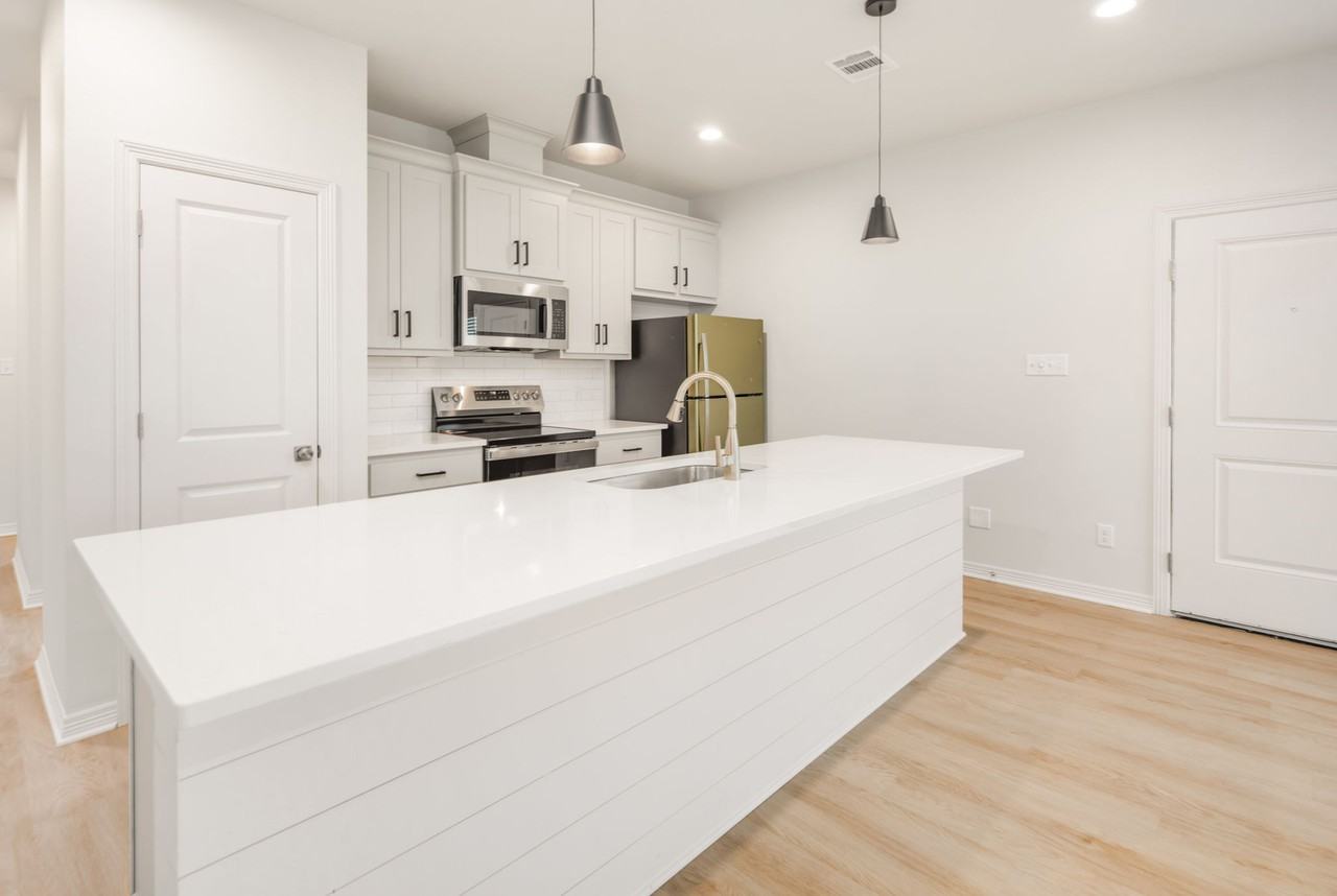 2108 Crest Street #1 - Photo 3 of 26