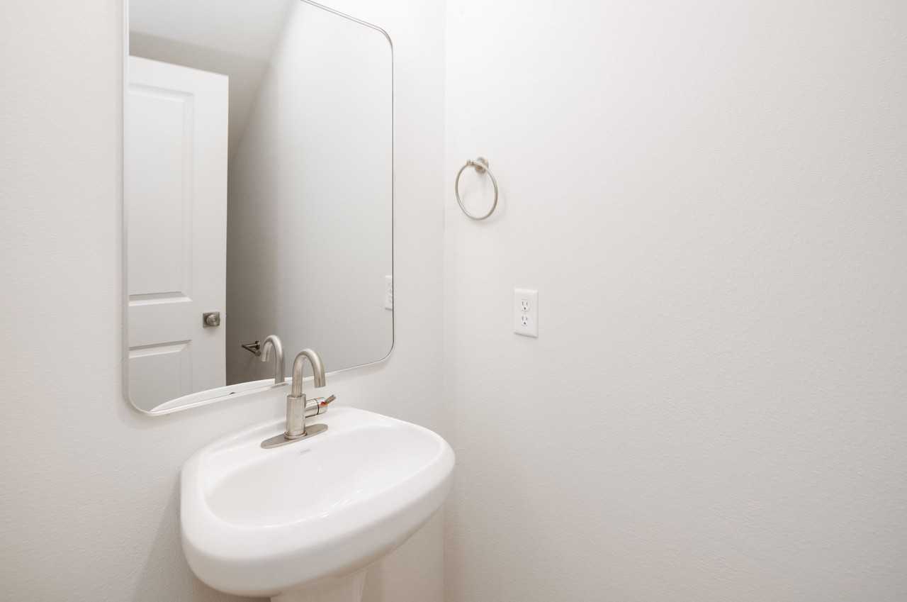 2108 Crest Street #1 - Photo 7 of 26