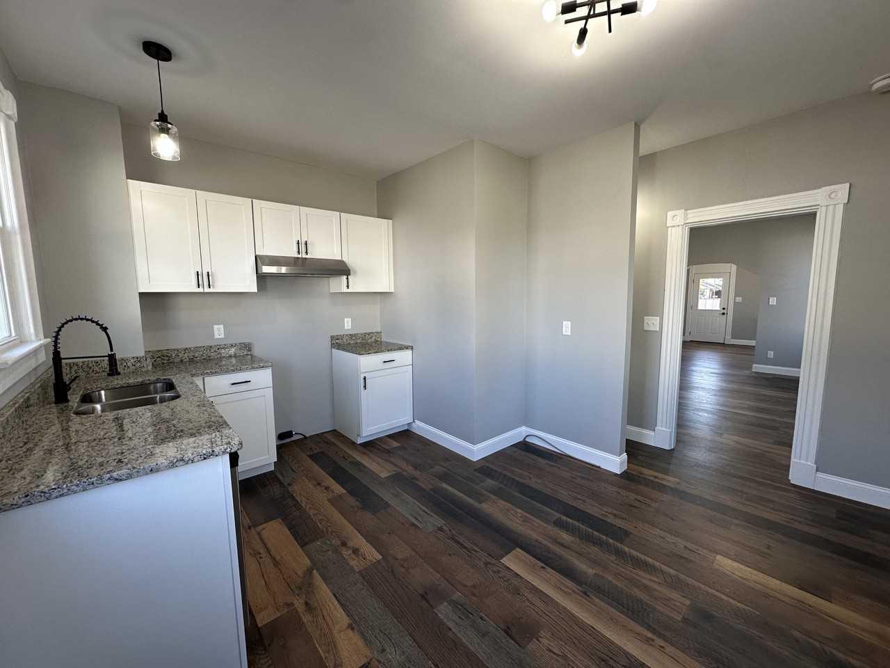 504 Fairview Ave #1 - Photo 2 of 20