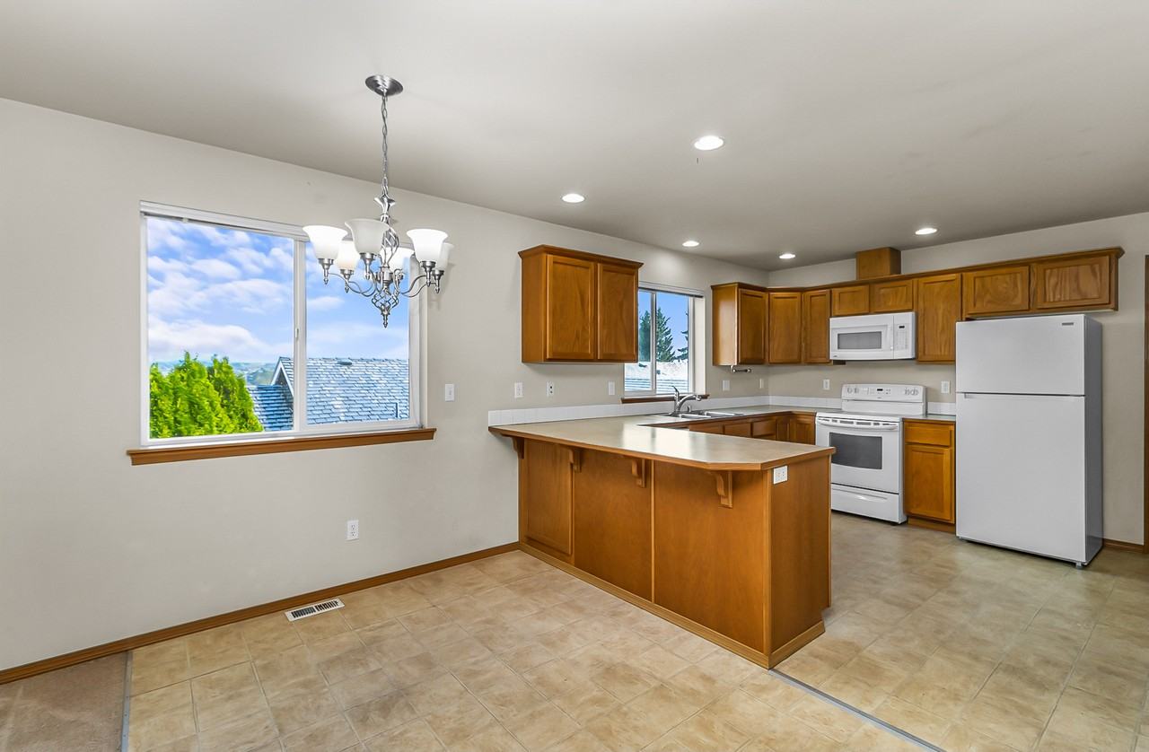 2116 Main Street - Photo 5 of 32