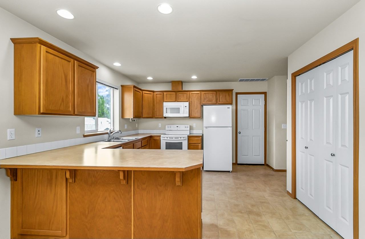 2116 Main Street - Photo 7 of 32