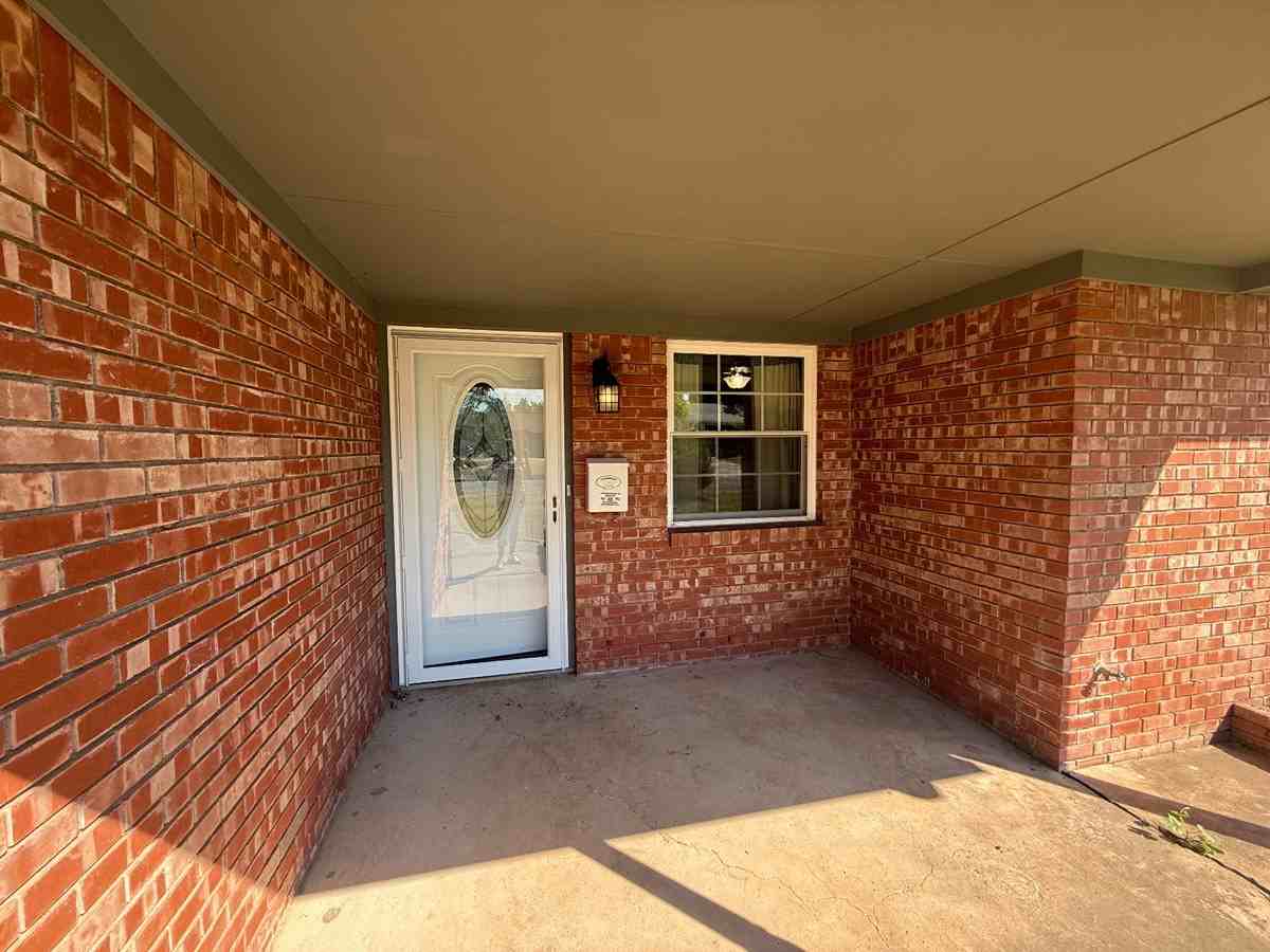 2625 Northwest 51st Street #1 - Photo 3 of 39