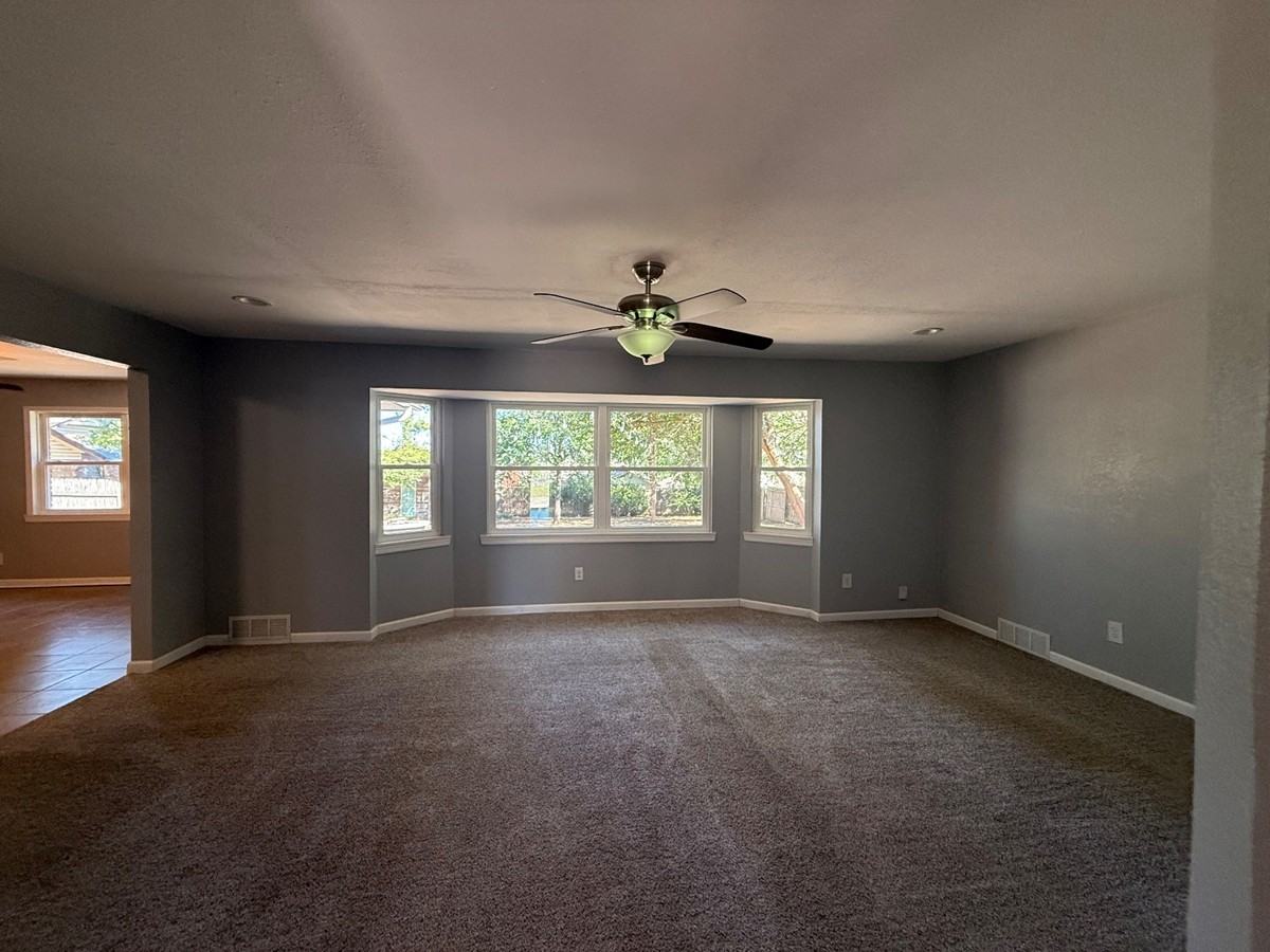 2625 Northwest 51st Street #1 - Photo 4 of 39