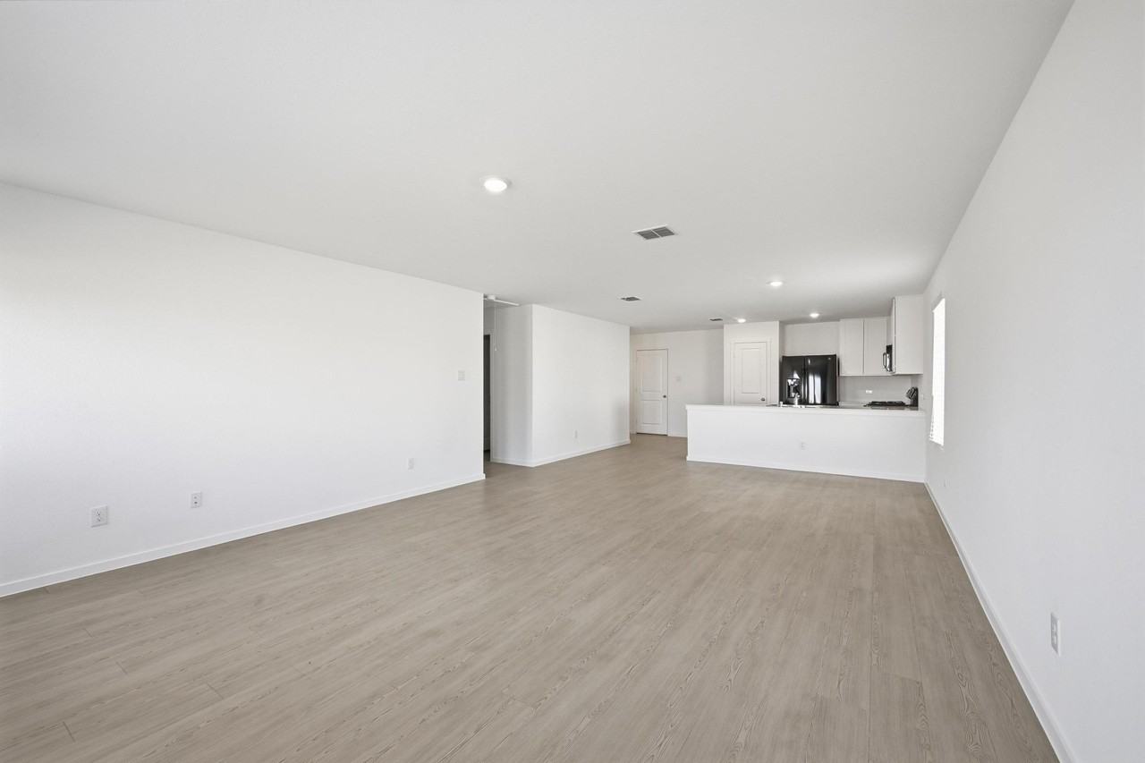 3707 Spring Run Dr #1 - Photo 3 of 18