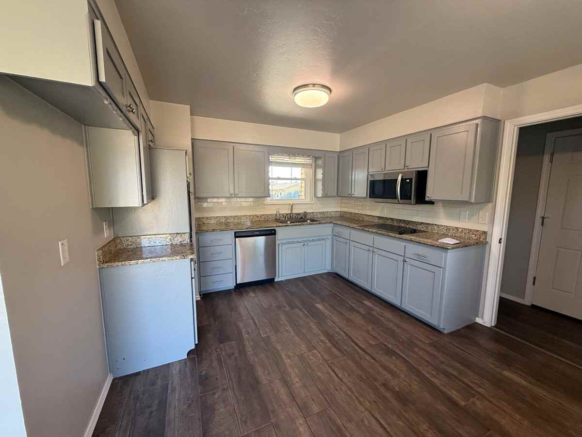 5813 Northwest 66th Street #1 - Photo 7 of 31