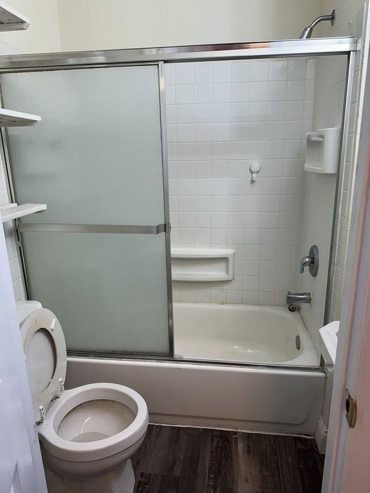 425 W Service Road East - #6 - Photo 7 of 9