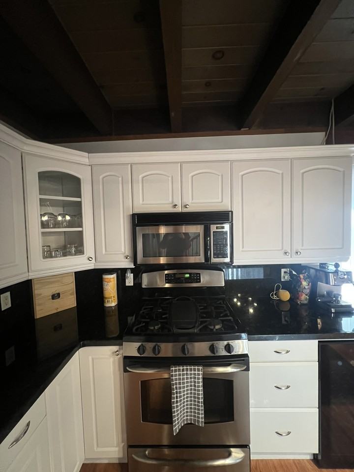 860 Gardner St #1 - Photo 5 of 26