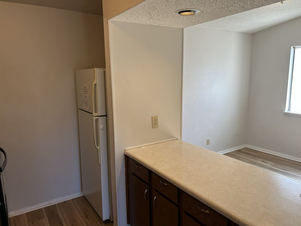 3615 N Crestview Dr Nw #2 - Photo 3 of 11