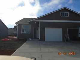 featured image of Clover Street #1