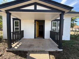 featured image of 105 S Magnolia #1