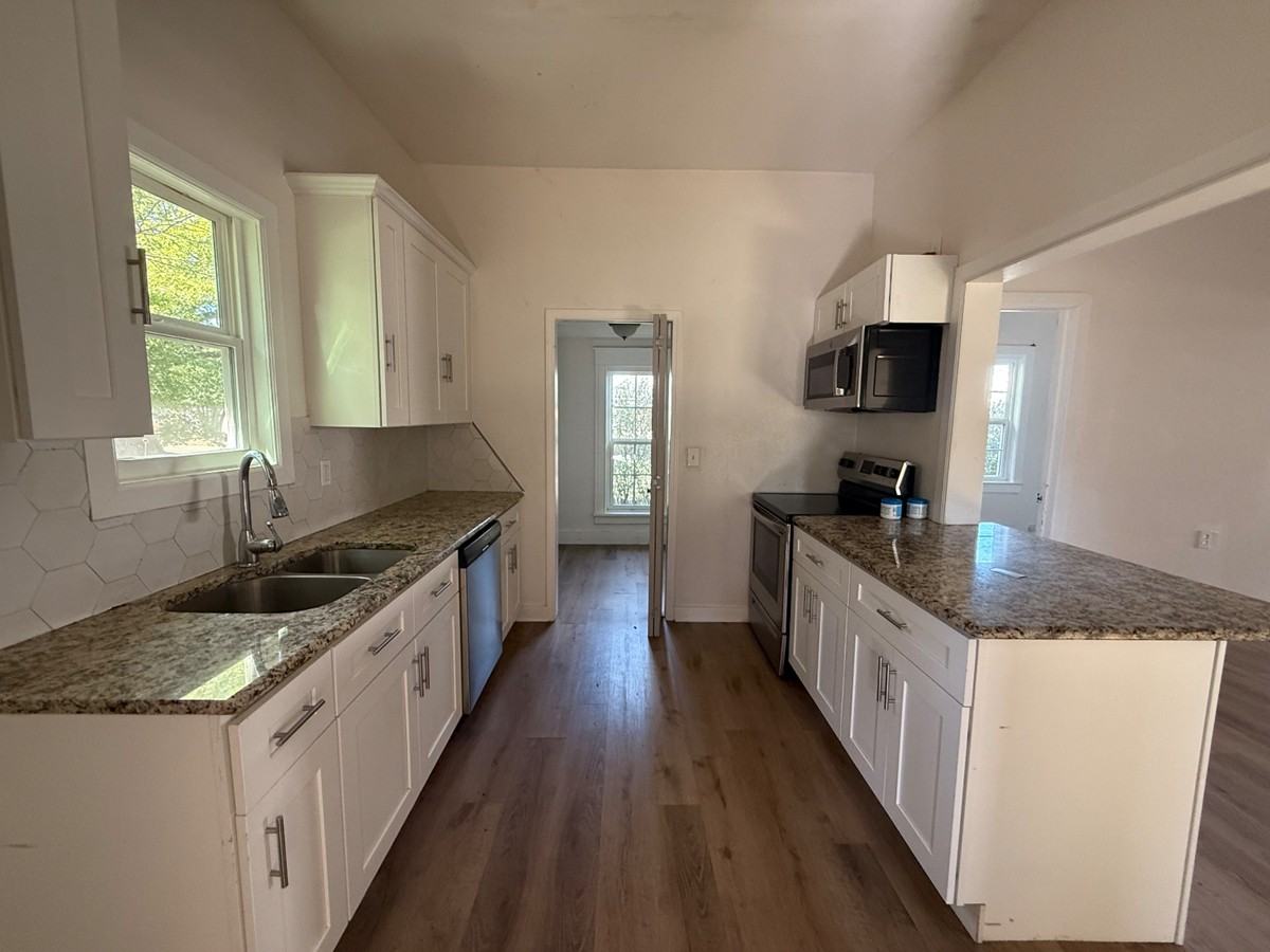 105 S Magnolia #1 - Photo 7 of 30