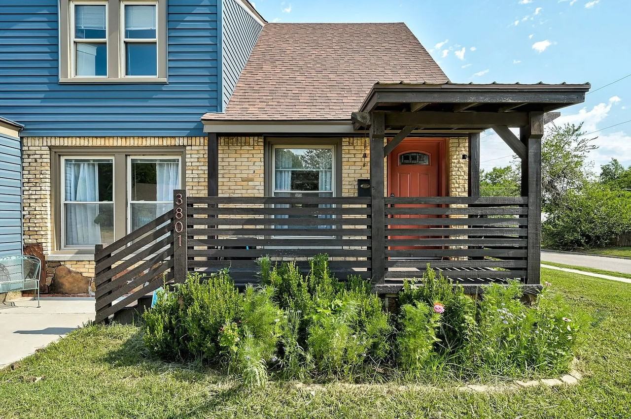 3801 Nw 25th St #1 - Photo 4 of 39