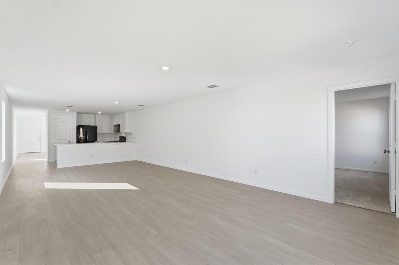 3914 Selawik St #1 - Photo 3 of 21