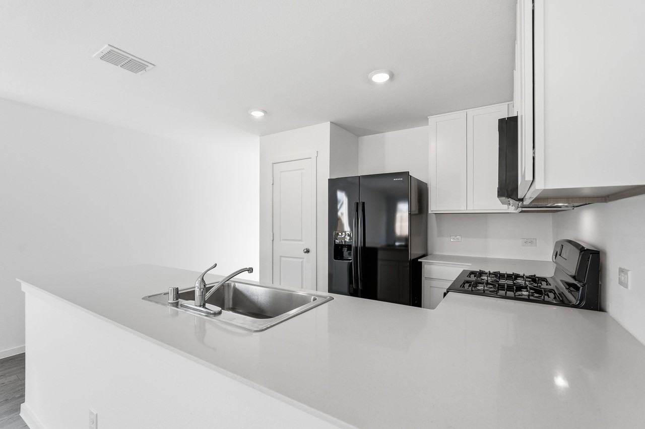 3914 Selawik St #1 - Photo 7 of 21