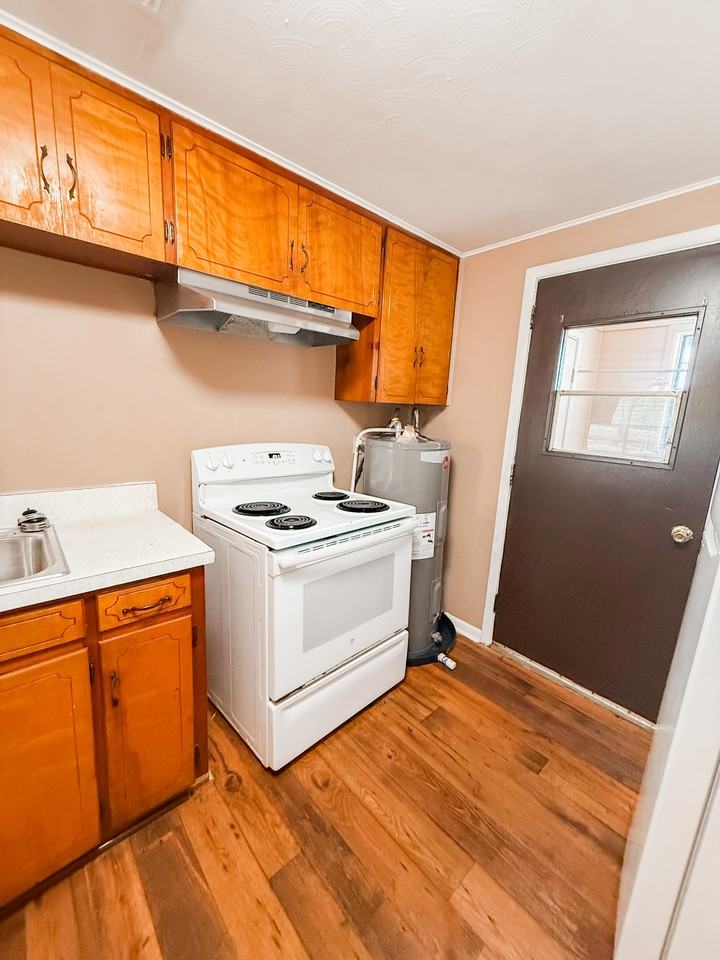 1021 Griffin Street #1 - Photo 7 of 16