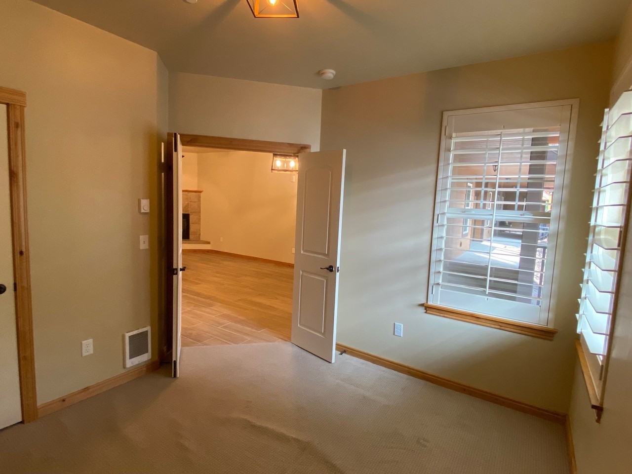 4100 4100 Mullan RoadUnit #708 - Photo 5 of 18