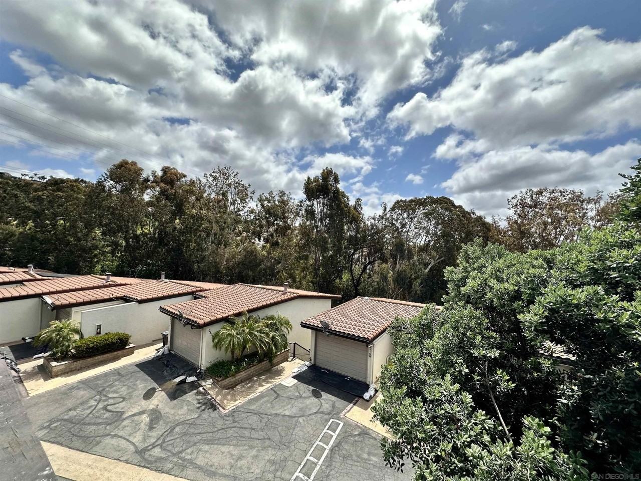 2406 Altisma Way #1 - Photo 5 of 42