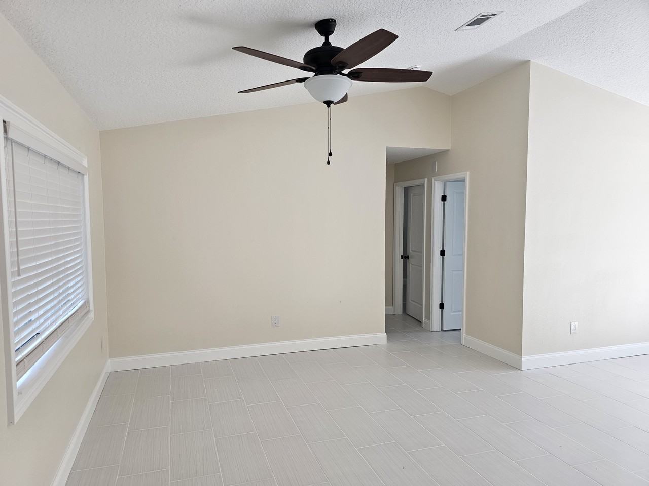 414 Sandpiper Ridge Drive #1 - Photo 2 of 16